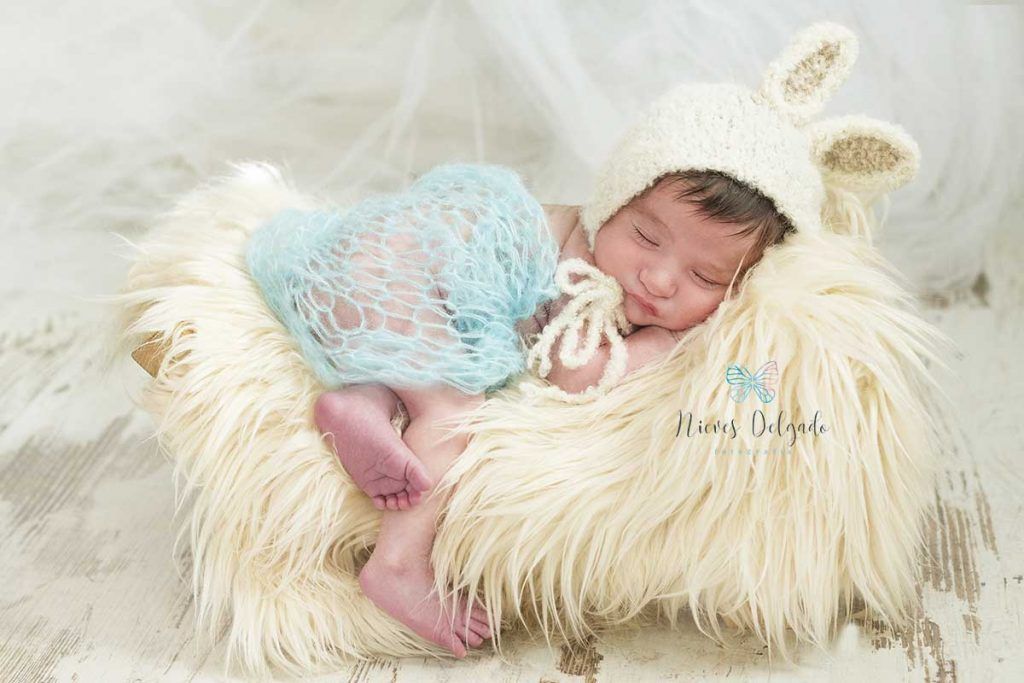 fotografia-de-bebe-en-utrera-divertida