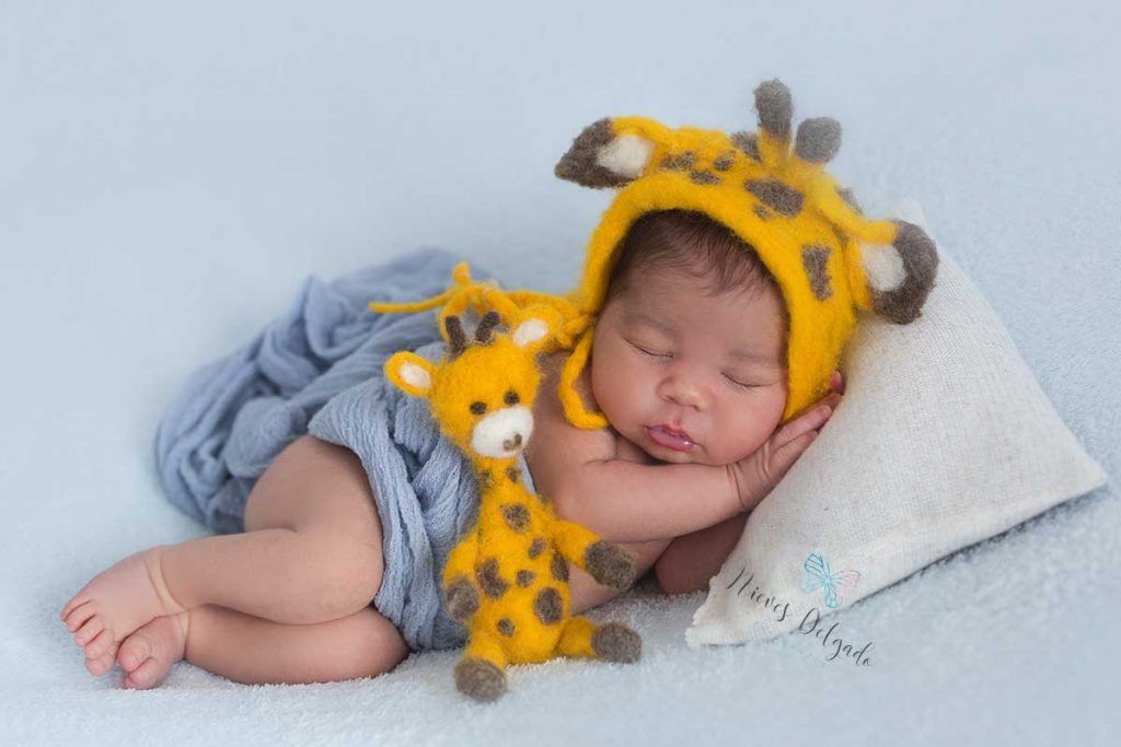 fotos-de-newborn-en-sevilla-divertidas