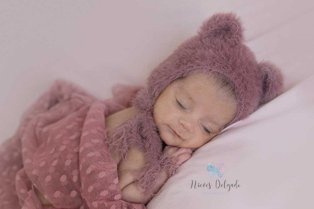 otos-de-recien-nacidos-de-estudio-bebé