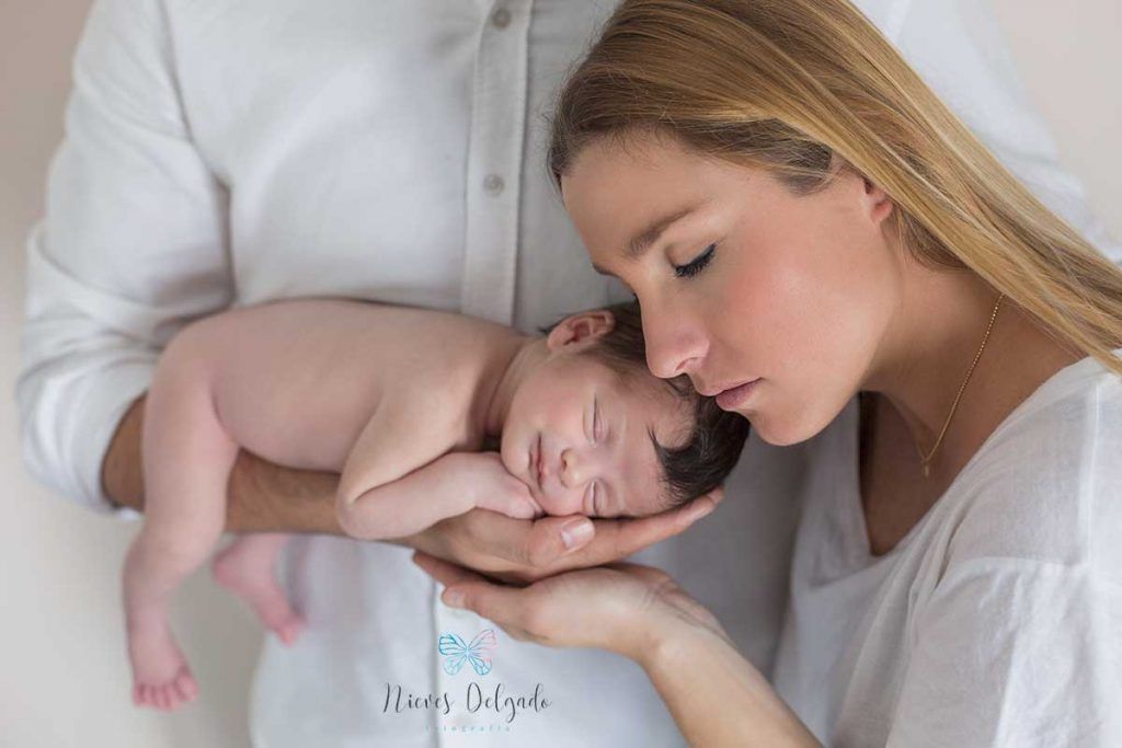 quiero-contratar-una-sesion-de-recien-nacido