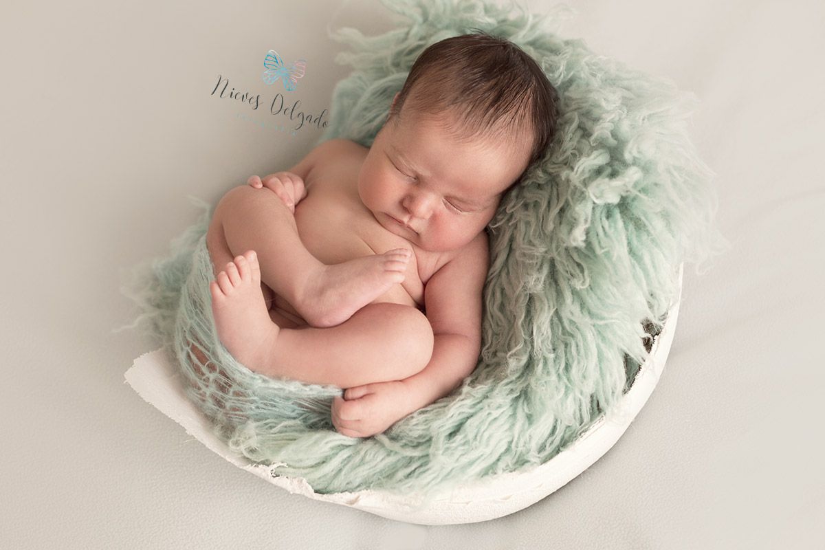 envolver-calma-al-bebe-barriga