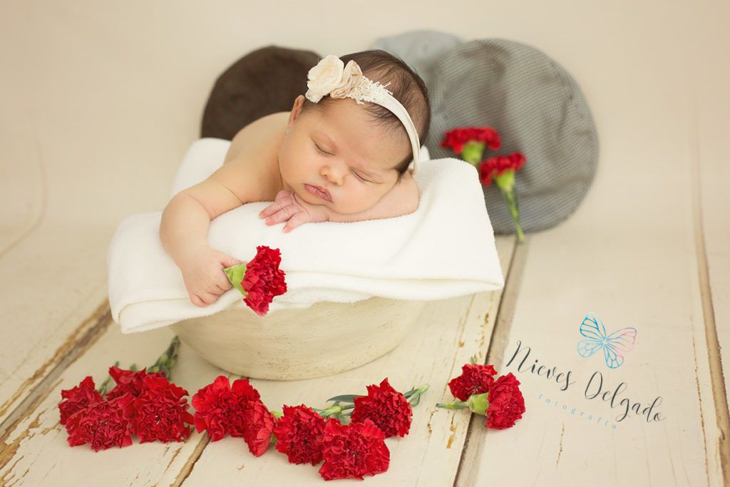 sesión happy baby con recién nacida