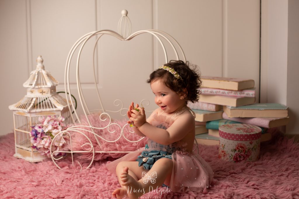 Sesión fotos infantil estudio Nieves Delgado - María