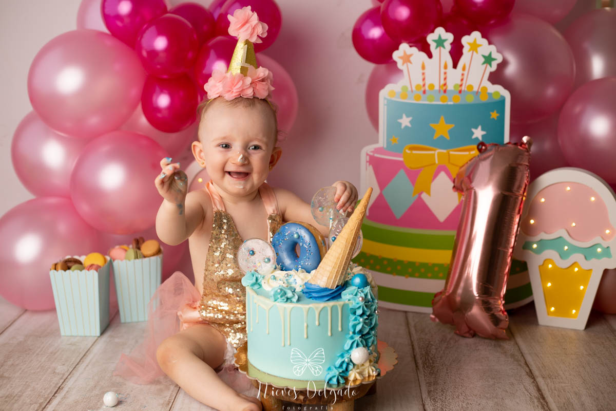 primer-ano-de-norah-su-sesion-de-cake-smash-